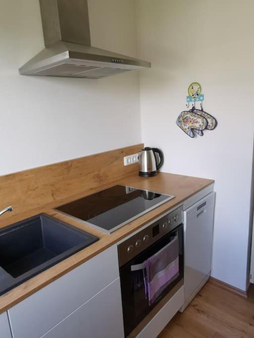 Wohnung Mit Ausblick Im Allgaeu Mit 2 Schlafzimmern มาร์คโทเบอร์ดอร์ฟ ภายนอก รูปภาพ