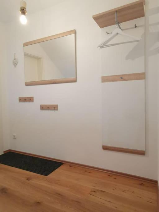 Wohnung Mit Ausblick Im Allgaeu Mit 2 Schlafzimmern มาร์คโทเบอร์ดอร์ฟ ภายนอก รูปภาพ